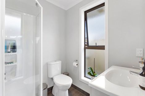 Photo of property in 4 Pohatu Lane, Otaki, 5512