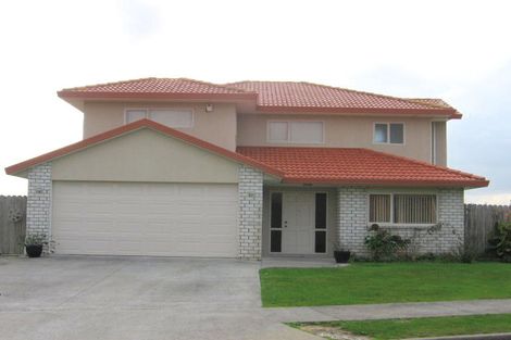 Photo of property in 10 Macadamia Close, Goodwood Heights, Auckland, 2105