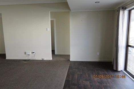 Photo of property in 2/46 Gulf View Road, Murrays Bay, Auckland, 0630