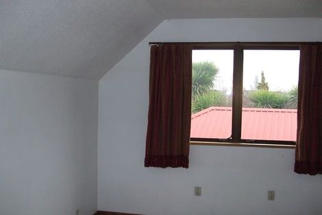 Photo of property in 9 Fernbrook Place, Mairehau, Christchurch, 8013