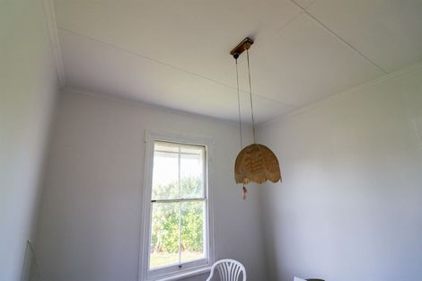 Photo of property in 1 Cadman Street, Dannevirke, 4930