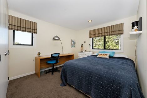 Photo of property in 92 Schnapper Rock Road, Schnapper Rock, Auckland, 0632