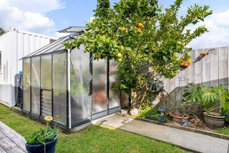 Photo of property in 229a Ocean Road, Whangamata, 3620