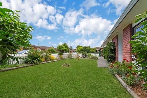 Photo of property in 8/39 Swanson Road, Henderson, Auckland, 0610