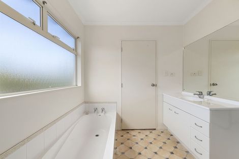 Photo of property in 8/148 Brightside Road, Stanmore Bay, Whangaparaoa, 0932