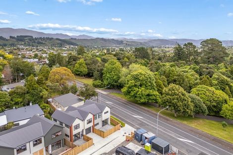 Photo of property in 2/60 Akatarawa Road, Brown Owl, Upper Hutt, 5018