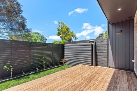 Photo of property in 41 Shortt Avenue, Mangere Bridge, Auckland, 2022