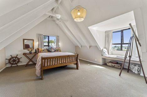 Photo of property in 9 Ratanui Road, Paraparaumu, 5032