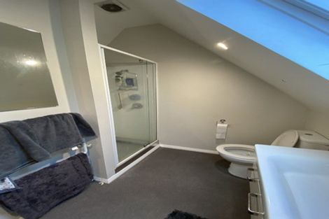 Photo of property in 4a Easdale Street, Kelburn, Wellington, 6012