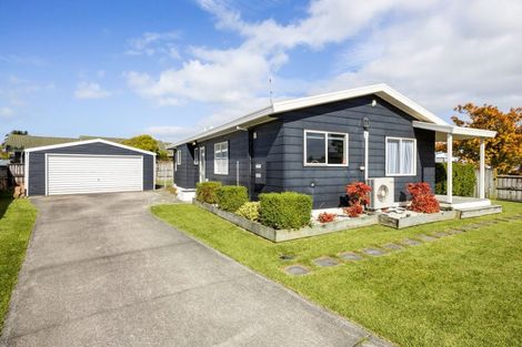 Photo of property in 15 Myrlene Place, Nawton, Hamilton, 3200