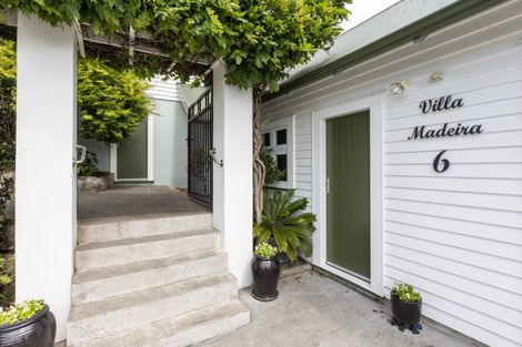 Photo of property in 6 Madeira Road, Bluff Hill, Napier, 4110