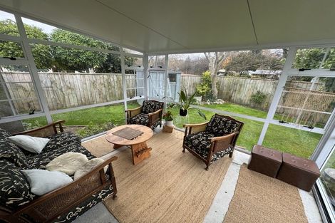 Photo of property in 17 Von Dadelszen Place, Havelock North, 4130