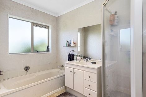 Photo of property in 4 Ben Nevis Place, Nawton, Hamilton, 3200