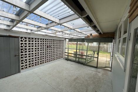 Photo of property in 12 Tiraumea Road, Pahiatua, 4910