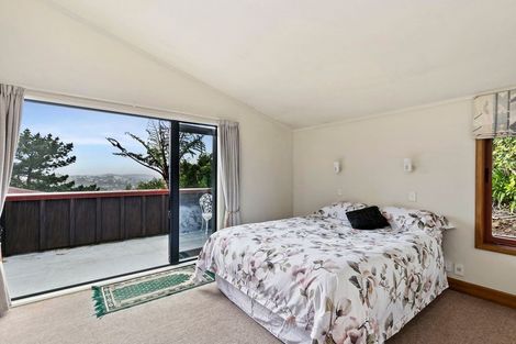 Photo of property in 64 Nalanda Crescent, Broadmeadows, Wellington, 6035