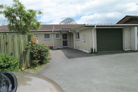 Photo of property in 3 Rika Place, Kawaha Point, Rotorua, 3010