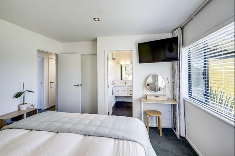 Photo of property in 32 York Avenue, Tamatea, Napier, 4112