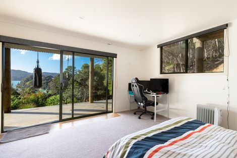 Photo of property in 8a Schoolhouse Bay Road, Kawau Island, 0920