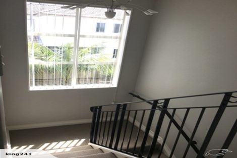 Photo of property in 38 Baverstock Road, Flat Bush, Auckland, 2016