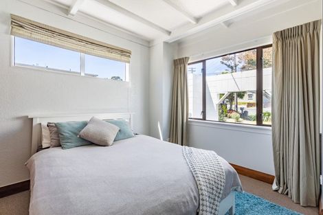 Photo of property in 84 Whiteley Street, Moturoa, New Plymouth, 4310