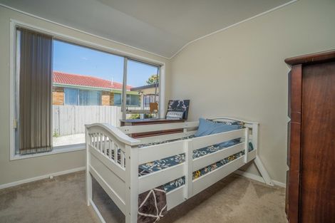 Photo of property in 19 Innismara Avenue, Wattle Downs, Auckland, 2103