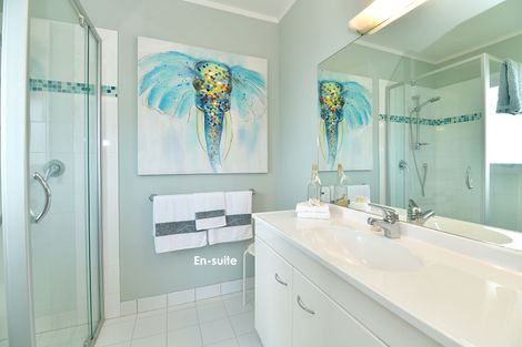 Photo of property in 60 Puhoi Road, Puhoi, Warkworth, 0994