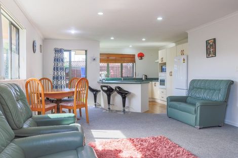 Photo of property in 18 Totara Park, Whakatane, 3120