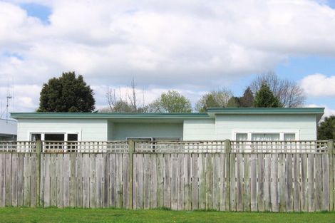 Photo of property in 67 Queen Road, Bellevue, Tauranga, 3110