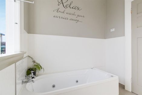 Photo of property in 69 High Street, Waimate, 7924