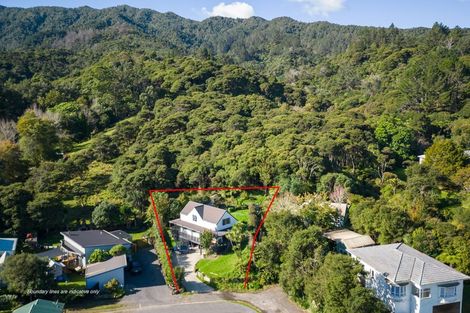 Photo of property in 27 Taurua Place, Coromandel, 3506