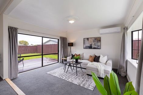 Photo of property in 64 Vogel Street, Roslyn, Palmerston North, 4414