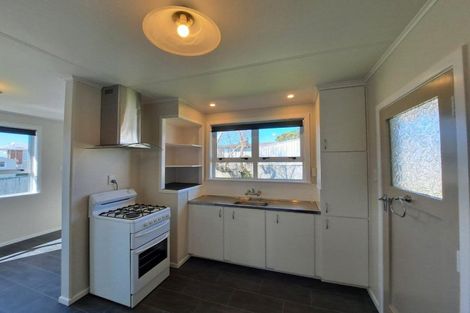 Photo of property in 85a Wrantage Street, Westown, New Plymouth, 4310