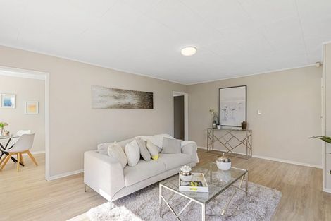 Photo of property in 39 Court Town Close, Mangere, Auckland, 2022