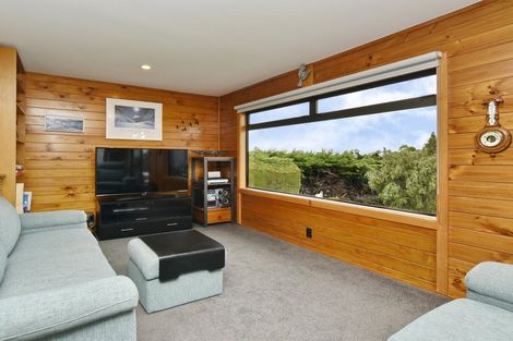 Photo of property in 1 Rockview Place, Mount Pleasant, Christchurch, 8081