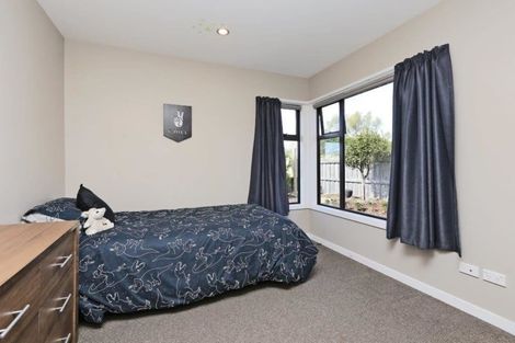 Photo of property in 1 Waitaha Place, Clive, 4102