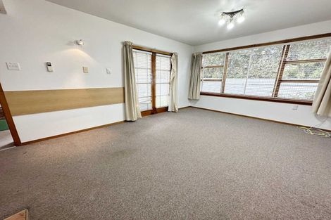 Photo of property in 17 Fairmile Place, Russley, Christchurch, 8042