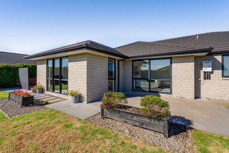 Photo of property in 17 Longstaff Drive, Bell Block, New Plymouth, 4312