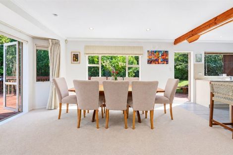 Photo of property in 6 Chenery Road, Red Beach, 0932