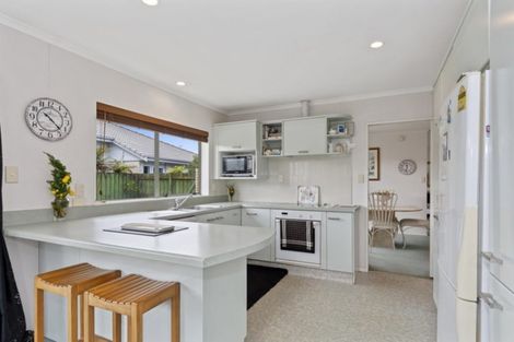 Photo of property in 35 Gardenia Drive, Mount Maunganui, 3116
