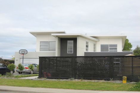 Photo of property in 5 Kensington Avenue, Rangiora, 7400