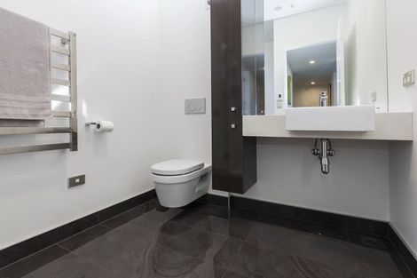 Photo of property in 2/2a Dorset Street, Christchurch Central, Christchurch, 8013