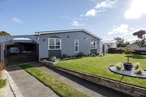 Photo of property in 4 Robinson Crescent, Tamatea, Napier, 4112