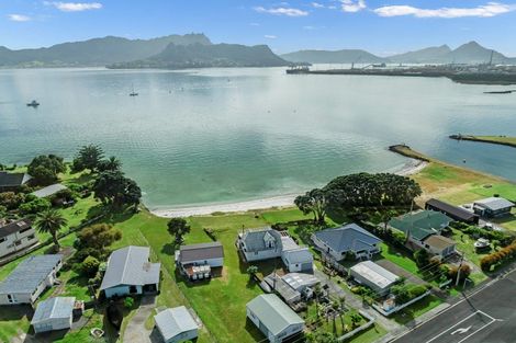 Photo of property in 46 One Tree Point Road, One Tree Point, 0118