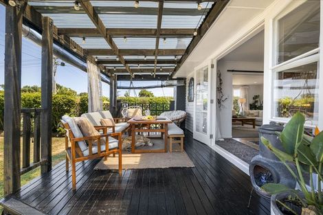 Photo of property in 57 Longfellow Road, Opunake, 4616