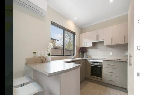 Photo of property in 8 Carisbrook Crescent, Papakura, 2110