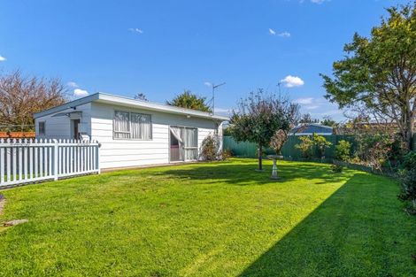 Photo of property in 19 Lockhart Avenue, Milson, Palmerston North, 4414