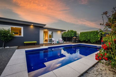 Photo of property in 8 Childs Way, Richmond, 7020