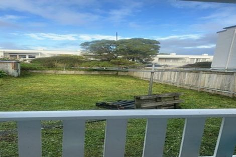 Photo of property in 75 Herald Street, Berhampore, Wellington, 6023