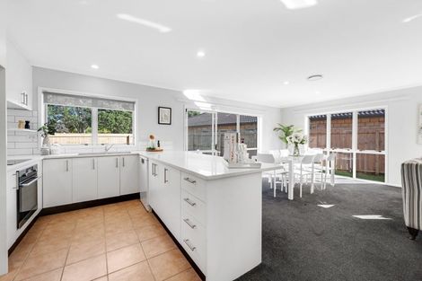 Photo of property in 6 Shrule Place, East Tamaki, Auckland, 2013