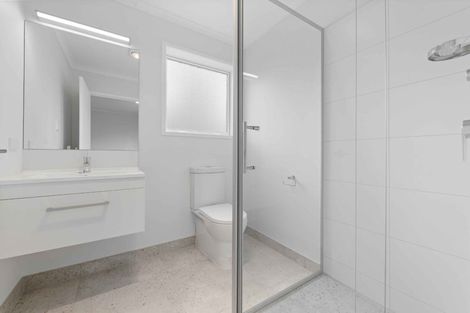 Photo of property in 19 Uatoto Road, Clarks Beach, 2122